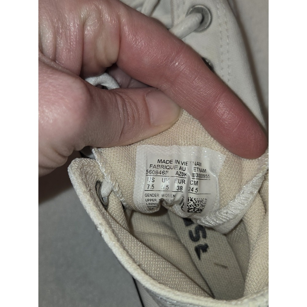 Converse Chuck Taylor All Star Lift Platform High Top Sneakers White Size 7.5 - Picture 2 of 6